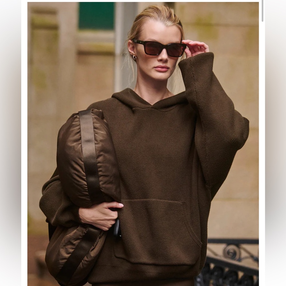 Scholar Hooded Sweater - Alo Sweater
